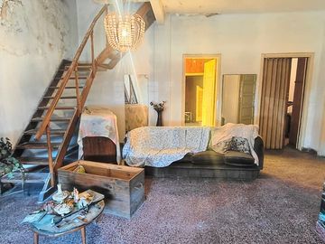 CASA EN VENTA EN LANUS. INVERSION!