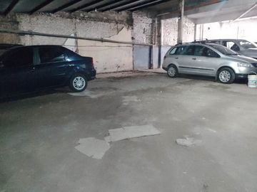 GALPON+DEPTO 3 AMB C/PATIO Y BALCON LANUS ESTE
