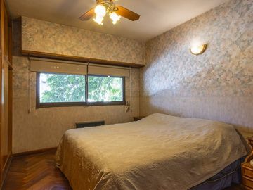 VENTA PH TRES DORMITORIOS EN BARRIO ECHESORTU