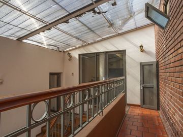 VENTA PH TRES DORMITORIOS EN BARRIO ECHESORTU