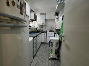 Palermo – 3 ambientes al frente con balcón, a metr