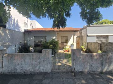 Oportunidad casa lote propio a refaccionar