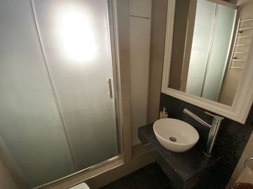 VENTA CASA 5 AMBIENTES ISIDRO CASANOVA PILETA CLIM
