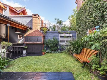 VENTA TRIPLEX 4 AMBIENTES C EVITA PERMUTA