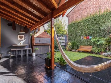 VENTA TRIPLEX 4 AMBIENTES C EVITA PERMUTA