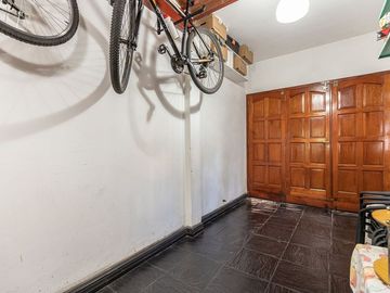 VENTA TRIPLEX 4 AMBIENTES C EVITA PERMUTA