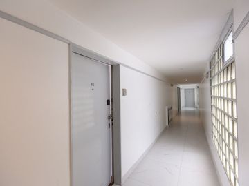 VENTA DPTO 2 AMB EN RETIRO - PERMUTA