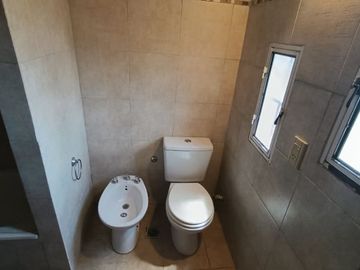 CASA 5 AMB VENTA MORENO MULTIFAMILIAR + 3 DPTOS