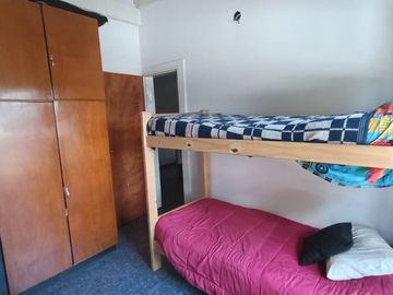 CASA 5 AMB VENTA MORENO MULTIFAMILIAR + 3 DPTOS