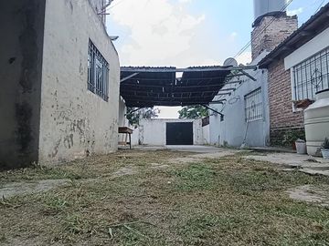 CASA 5 AMB VENTA MORENO MULTIFAMILIAR + 3 DPTOS