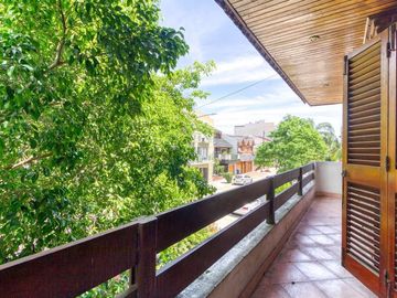 Venta casa 3 amb+Dep+Deposito C/Coch- B° Naon