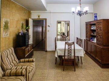 Venta departamento con jardín en Nuñez