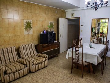 Venta departamento con jardín en Nuñez