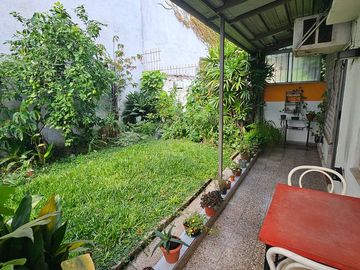Venta departamento con jardín en Nuñez