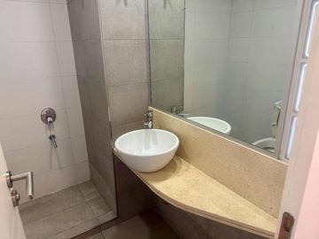 Venta monoambiente con balcon - Nuñez