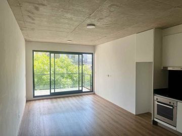 Venta monoambiente con balcon - Nuñez