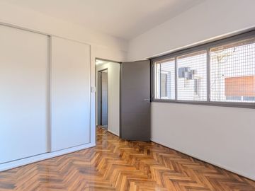 DEPTO DOS AMB EN VILLA URQUIZA RECICLADO A NUEVO!!