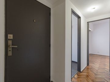 DEPTO DOS AMB EN VILLA URQUIZA RECICLADO A NUEVO!!