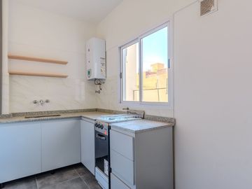 DEPTO DOS AMB EN VILLA URQUIZA RECICLADO A NUEVO!!