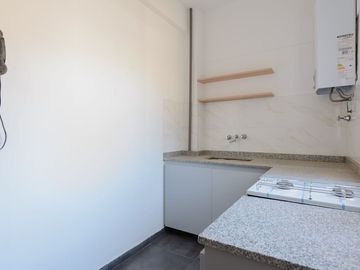 DEPTO DOS AMB EN VILLA URQUIZA RECICLADO A NUEVO!!