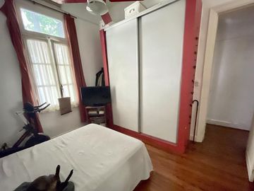 Casa 4 ambientes  Estudio Patio VENTA Apto Credito