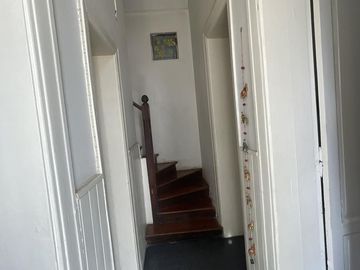 Casa 4 ambientes  Estudio Patio VENTA Apto Credito