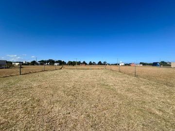 Lote en El Marquesado Cercado listo paraconstruir