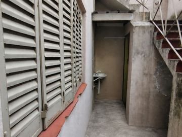 VENTA GALPON IDEAL DEPOSITO/TALLER/SHOWROOM