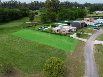 VENTA LOTE INT Bo MEDAL GOLF PILAR 1323M2 FINANCIA