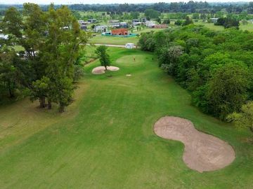 VENTA LOTE INT Bo MEDAL GOLF PILAR 1323M2 FINANCIA