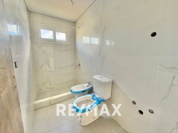 VENTA DPTO PB 3AMB. C/JARDIN CHIC PILAR FINANCIAC.