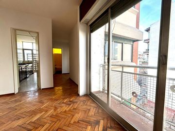 Venta departamento 3 amb. Liniers Baulera Luminoso