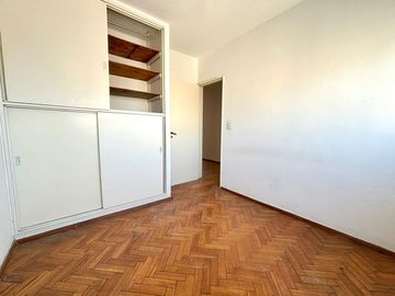 Venta departamento 3 amb. Liniers Baulera Luminoso