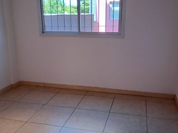 VENTA DEPARTAMENTO 2 AMB  EN VICTORIA C/ BALCON