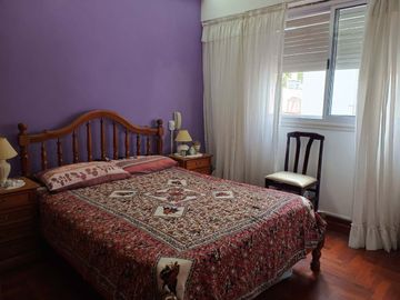 VENTA DEPTO 2 AMBIENTES, FLORES. SOBRE AV. GAONA