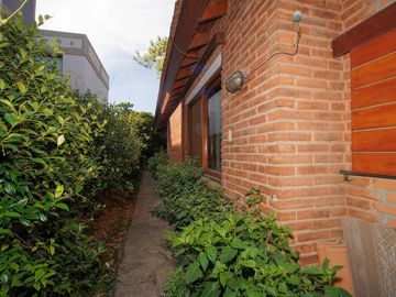 VENTA CASA 4 AMB. Maschwitz Club- Pileta-Parrilla