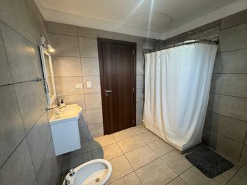 DPTO 3 AMB EN VENTA CON BALCON , BERAZATEGUI