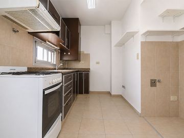VENTA DTO 3 AMB RAMOS MEJIA CON BALCON  Y COCHERA