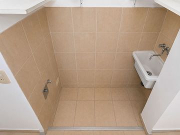 VENTA DTO 3 AMB RAMOS MEJIA CON BALCON  Y COCHERA
