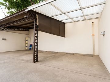 VENTA DTO 3 AMB RAMOS MEJIA CON BALCON  Y COCHERA