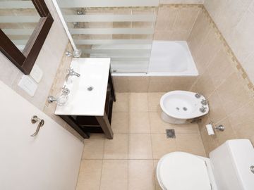 VENTA DTO 3 AMB RAMOS MEJIA CON BALCON  Y COCHERA