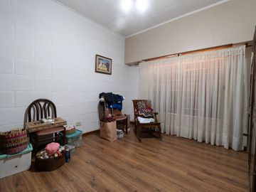 VENTA CHALET  TRES AMBIENTES PODESTA APTO CREDITO