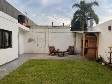 VENTA PH 2 AMBIENTES RAMOS MEJÍA CON PATIO