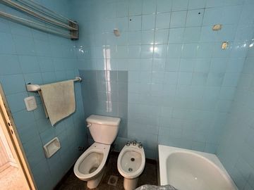 VENTA 2 AMBIENTES  BARRACAS IMPERDIBLE