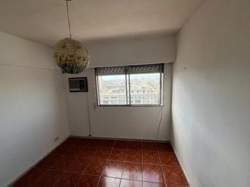 VENTA 2 AMBIENTES  BARRACAS IMPERDIBLE
