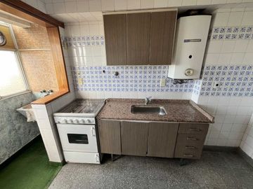 VENTA 2 AMBIENTES  BARRACAS IMPERDIBLE