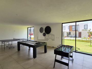 Casa Nueva en renta en Toluca, Residencial Áurea, 3 recámaras