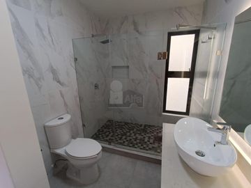 Casa en Venta 4 recs – Residencial Aqua by Cumbres