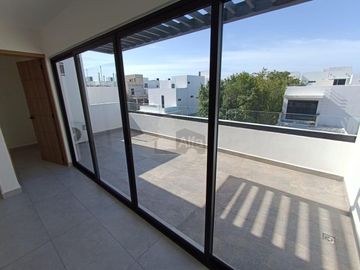 Casa en Venta 4 recs – Residencial Aqua by Cumbres