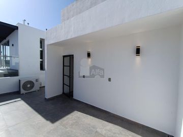 Casa en Venta 4 recs – Residencial Aqua by Cumbres